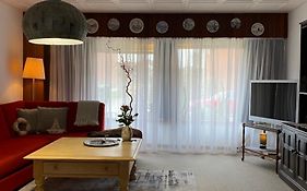 PrivArtZimmer 'Ausfahrt freihalten'